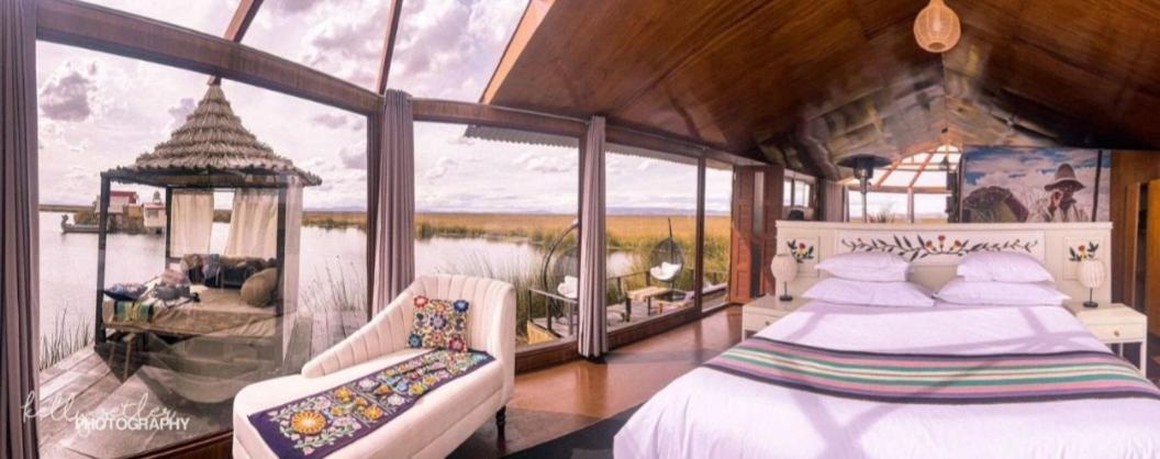 Uros Kay Pacha Lodge Пуно Номер фото